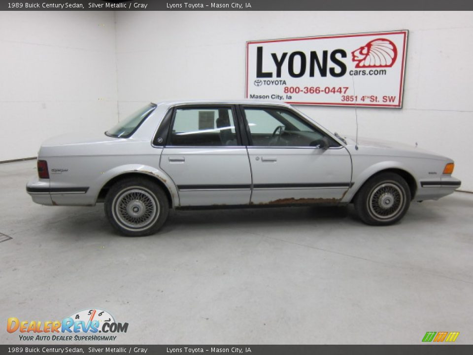 1989 Buick Century Sedan Silver Metallic / Gray Photo #9