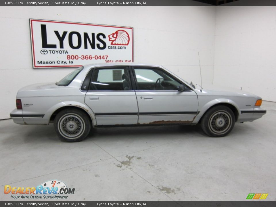 1989 Buick Century Sedan Silver Metallic / Gray Photo #18