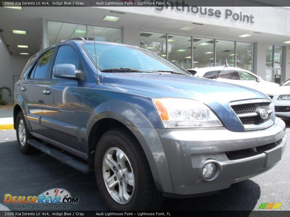 2006 Kia Sorento LX 4x4 Indigo Blue / Gray Photo #2
