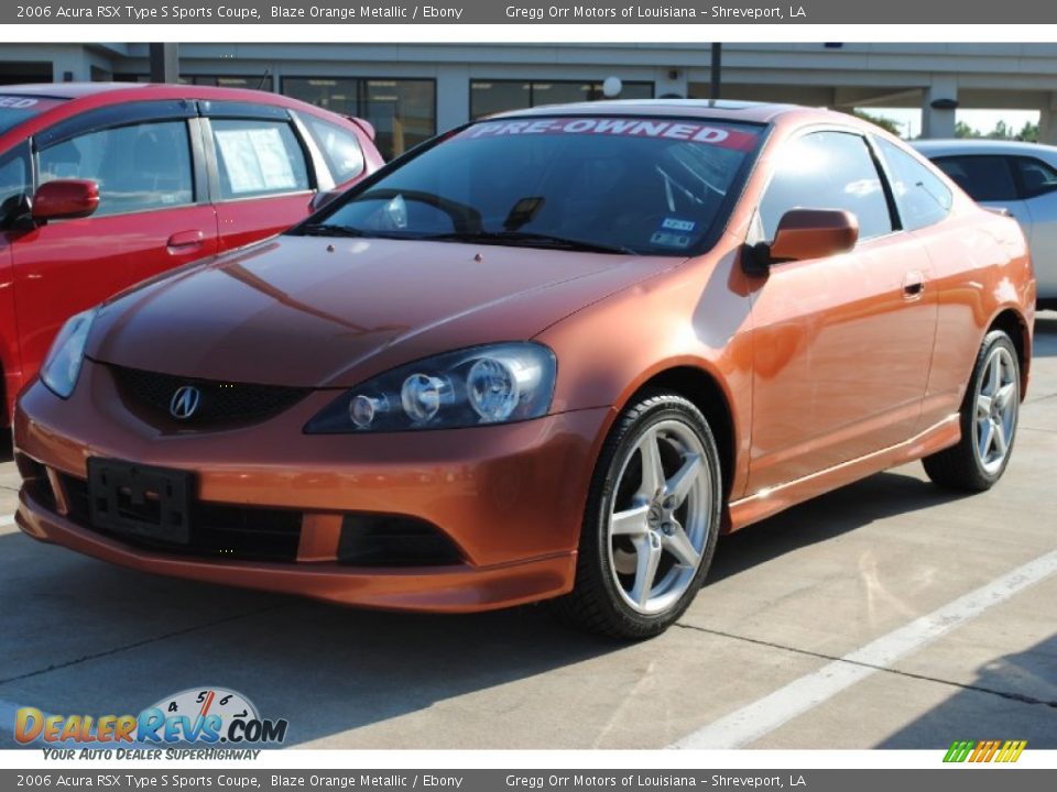 Front 3/4 View of 2006 Acura RSX Type S Sports Coupe Photo #1