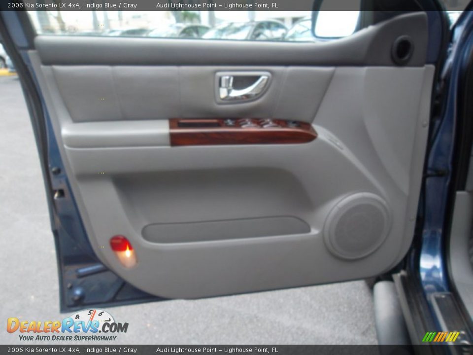 2006 Kia Sorento LX 4x4 Indigo Blue / Gray Photo #15