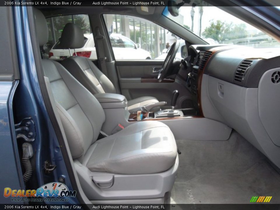 2006 Kia Sorento LX 4x4 Indigo Blue / Gray Photo #20