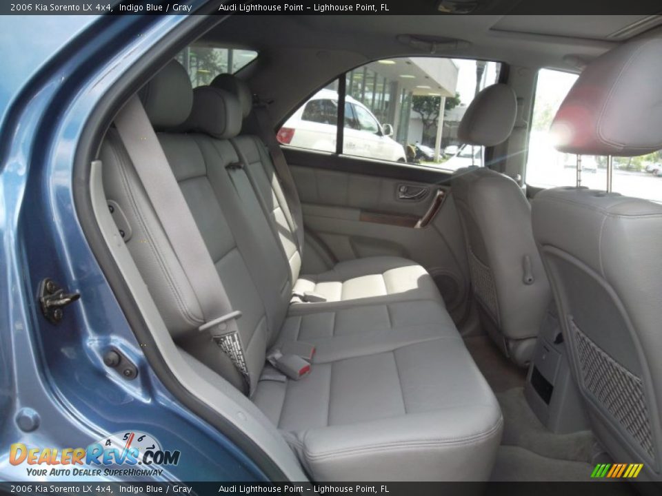 2006 Kia Sorento LX 4x4 Indigo Blue / Gray Photo #23