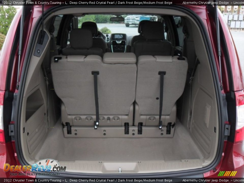 2012 Chrysler Town & Country Touring - L Trunk Photo #18
