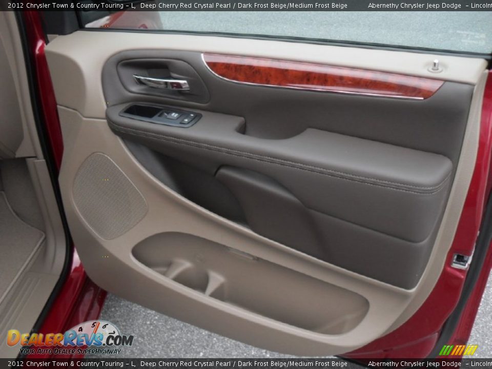 Door Panel of 2012 Chrysler Town & Country Touring - L Photo #23