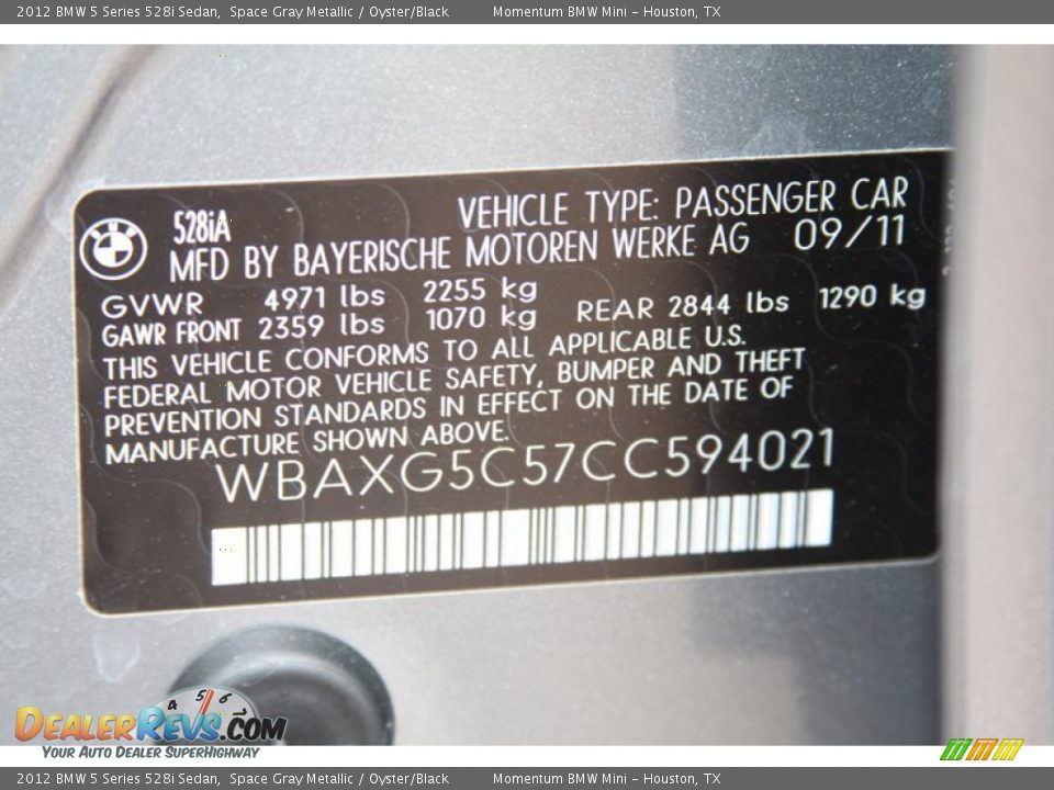2012 BMW 5 Series 528i Sedan Space Gray Metallic / Oyster/Black Photo #8