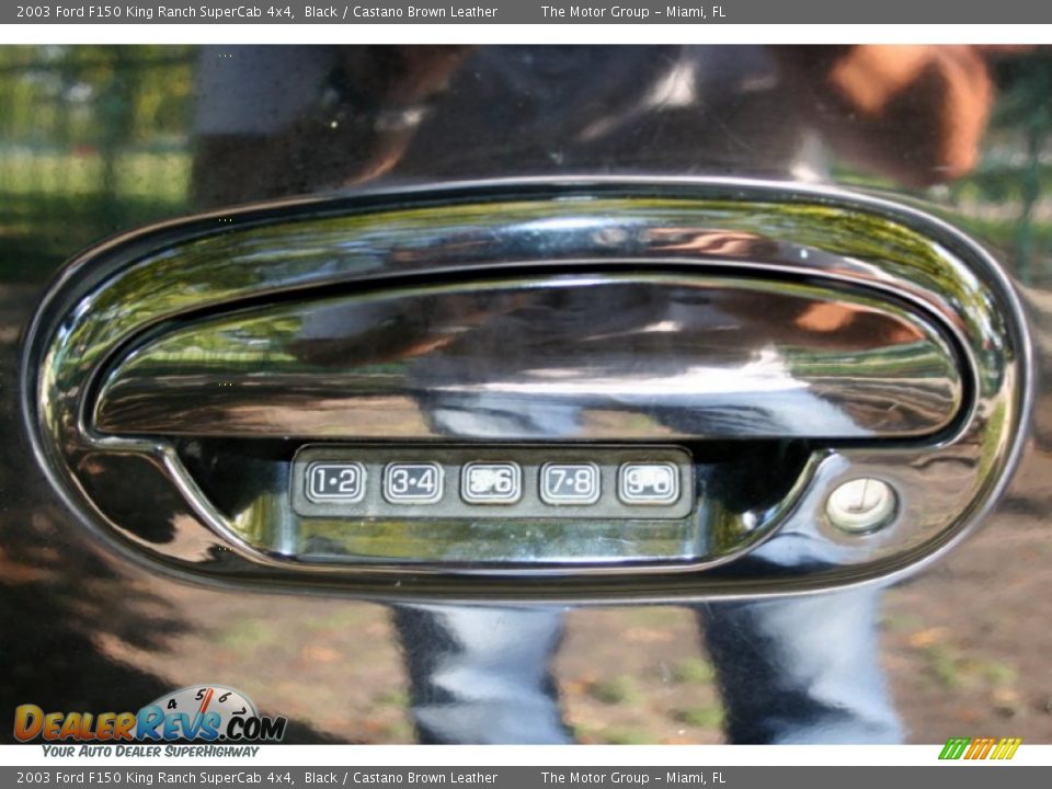 2003 Ford F150 King Ranch SuperCab 4x4 Black / Castano Brown Leather Photo #21