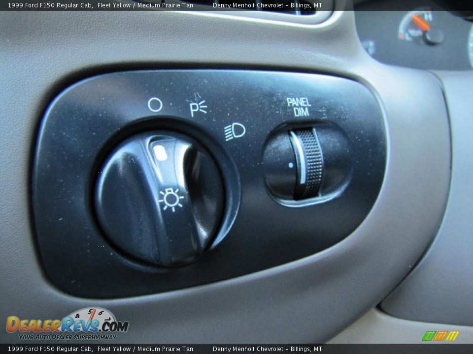 Controls of 1999 Ford F150 Regular Cab Photo #5