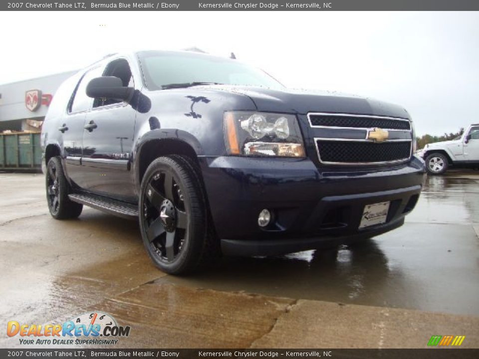 Custom Wheels of 2007 Chevrolet Tahoe LTZ Photo #7