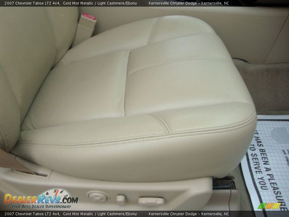 2007 Chevrolet Tahoe LTZ 4x4 Gold Mist Metallic / Light Cashmere/Ebony Photo #21