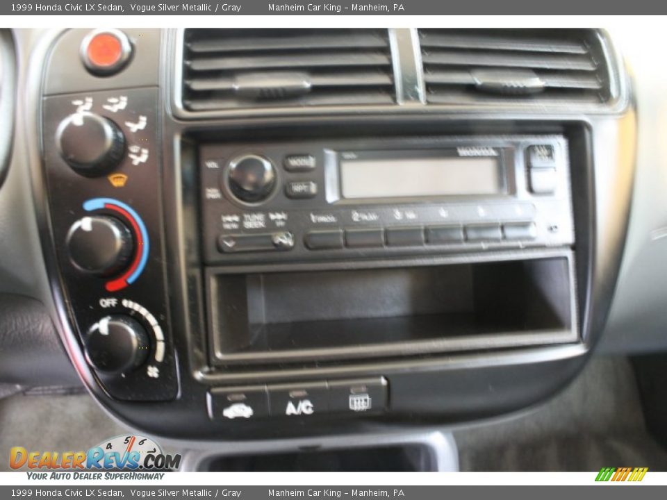 1999 Honda Civic LX Sedan Vogue Silver Metallic / Gray Photo #6
