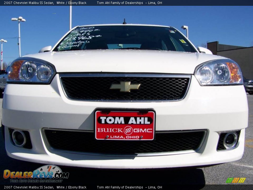 2007 Chevrolet Malibu SS Sedan White / Ebony Black Photo #3