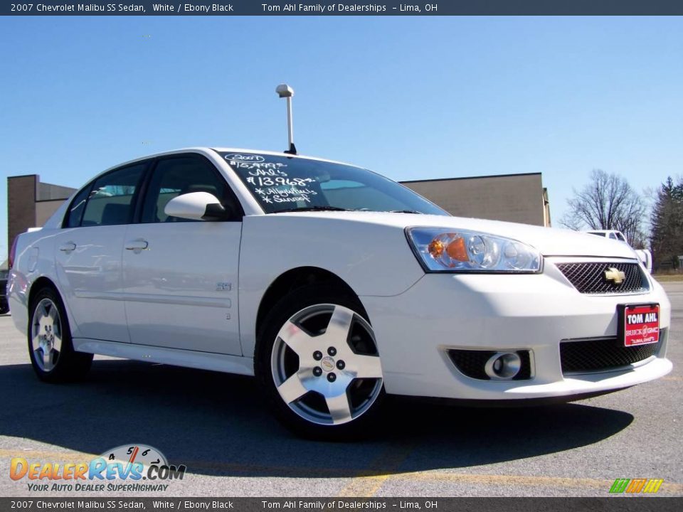 2007 Chevrolet Malibu SS Sedan White / Ebony Black Photo #10