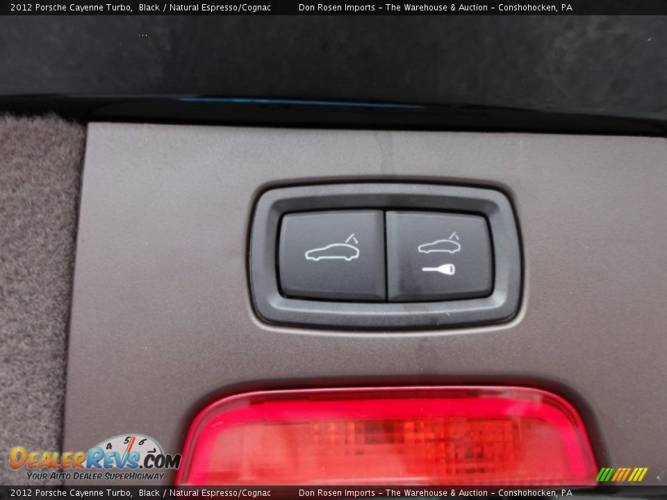 Controls of 2012 Porsche Cayenne Turbo Photo #26
