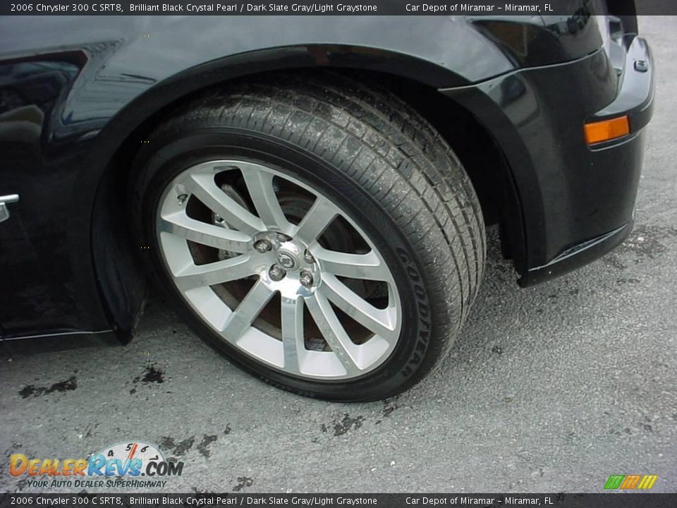2006 Chrysler 300 C SRT8 Brilliant Black Crystal Pearl / Dark Slate Gray/Light Graystone Photo #14