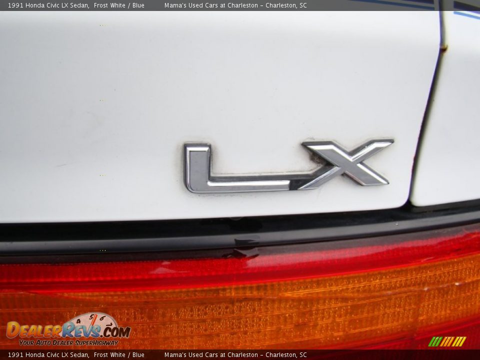 1991 Honda Civic LX Sedan Frost White / Blue Photo #32