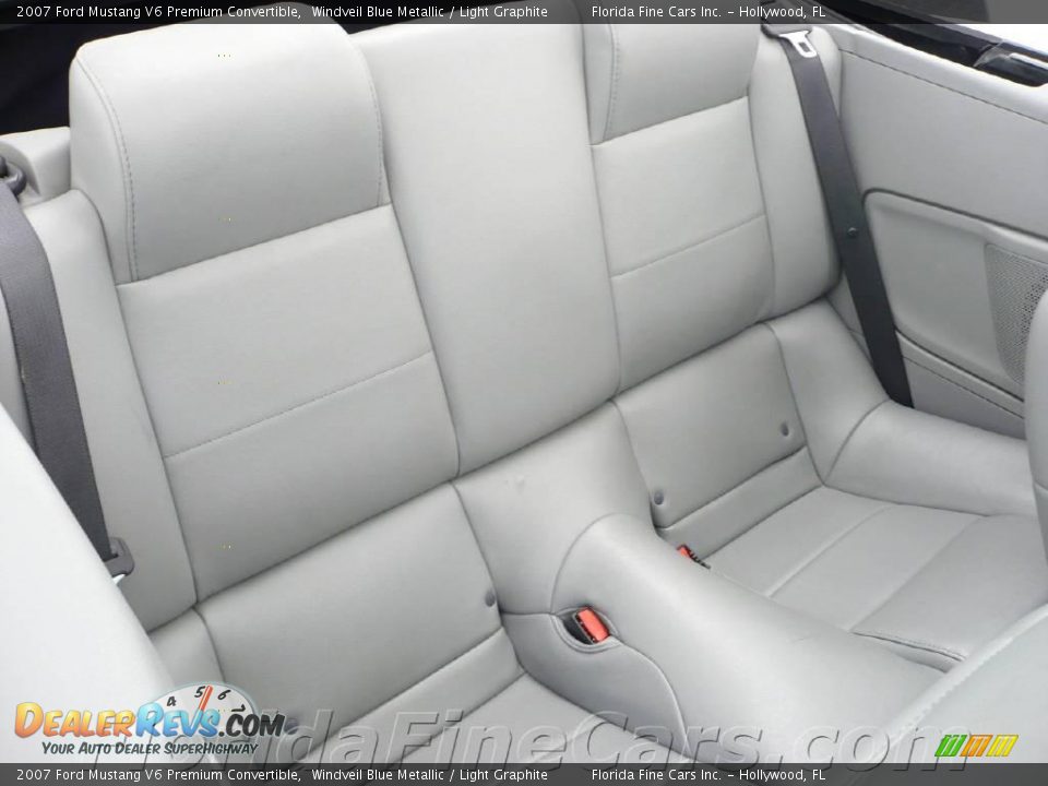 2007 Ford Mustang V6 Premium Convertible Windveil Blue Metallic / Light Graphite Photo #15