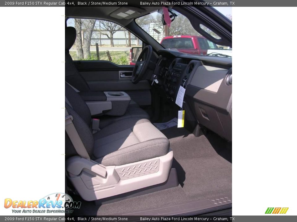 2009 Ford F150 STX Regular Cab 4x4 Black / Stone/Medium Stone Photo #8