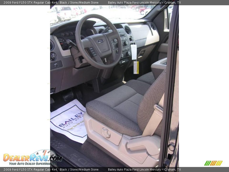 2009 Ford F150 STX Regular Cab 4x4 Black / Stone/Medium Stone Photo #9