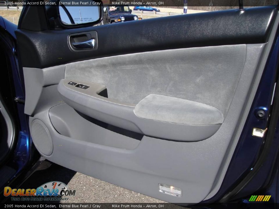 2005 Honda Accord EX Sedan Eternal Blue Pearl / Gray Photo #18