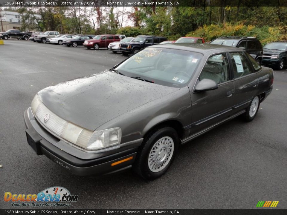 1989 Mercury Sable GS Sedan Oxford White / Grey Photo #3