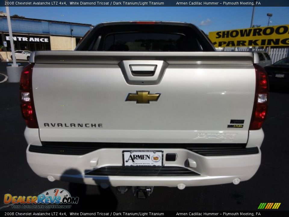 2008 Chevrolet Avalanche LTZ 4x4 White Diamond Tricoat / Dark Titanium/Light Titanium Photo #9