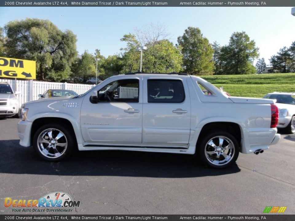 2008 Chevrolet Avalanche LTZ 4x4 White Diamond Tricoat / Dark Titanium/Light Titanium Photo #11