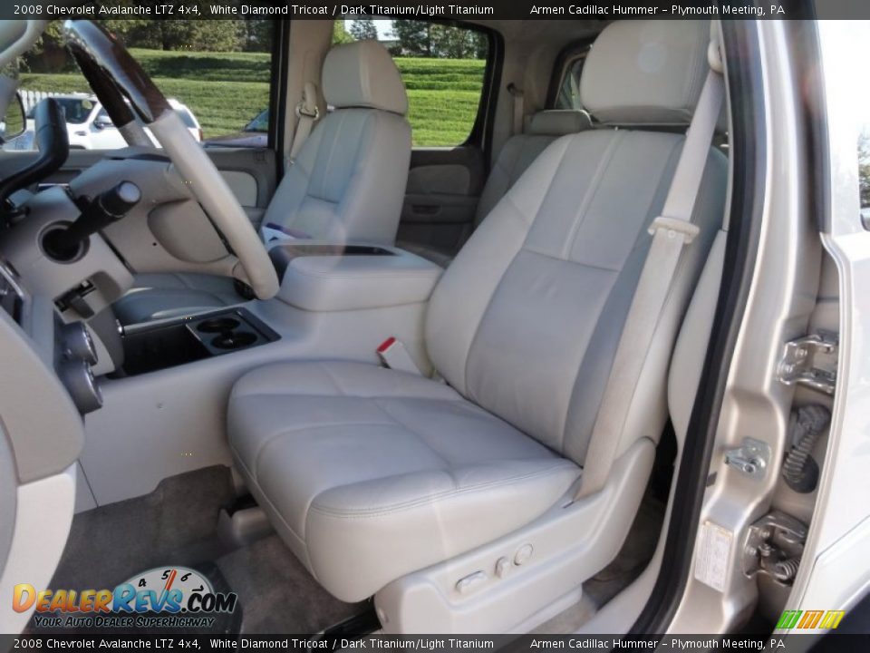 2008 Chevrolet Avalanche LTZ 4x4 White Diamond Tricoat / Dark Titanium/Light Titanium Photo #18