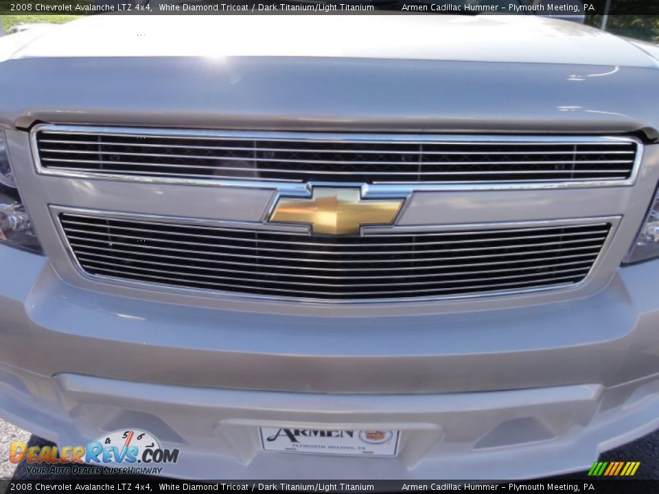 2008 Chevrolet Avalanche LTZ 4x4 White Diamond Tricoat / Dark Titanium/Light Titanium Photo #26