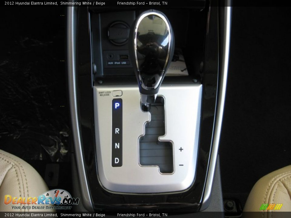 2012 Hyundai Elantra Limited Shifter Photo #26
