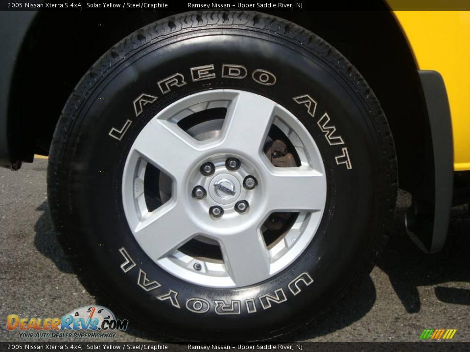 2005 Nissan Xterra S 4x4 Solar Yellow / Steel/Graphite Photo #8