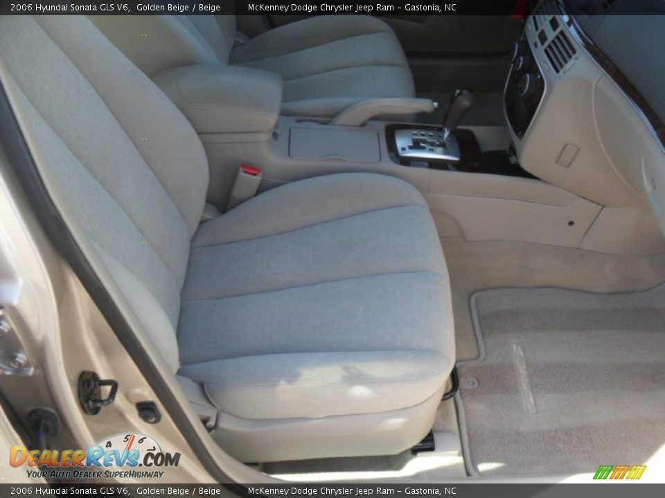 2006 Hyundai Sonata GLS V6 Golden Beige / Beige Photo #19