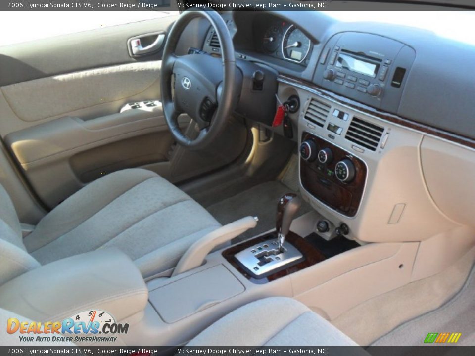 2006 Hyundai Sonata GLS V6 Golden Beige / Beige Photo #20