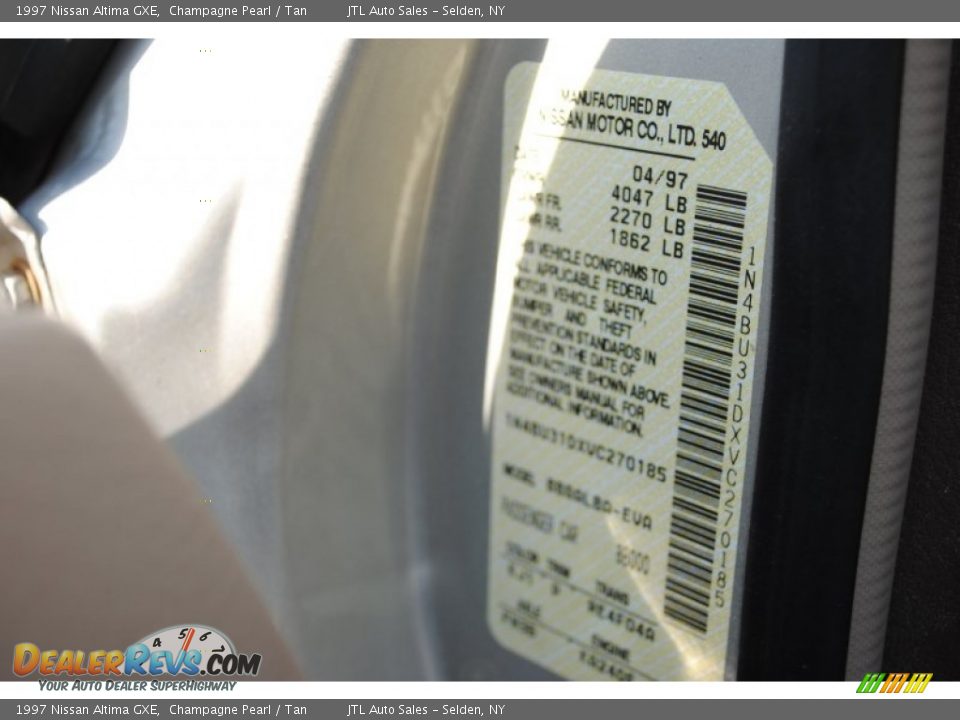 1997 Nissan Altima GXE Champagne Pearl / Tan Photo #16