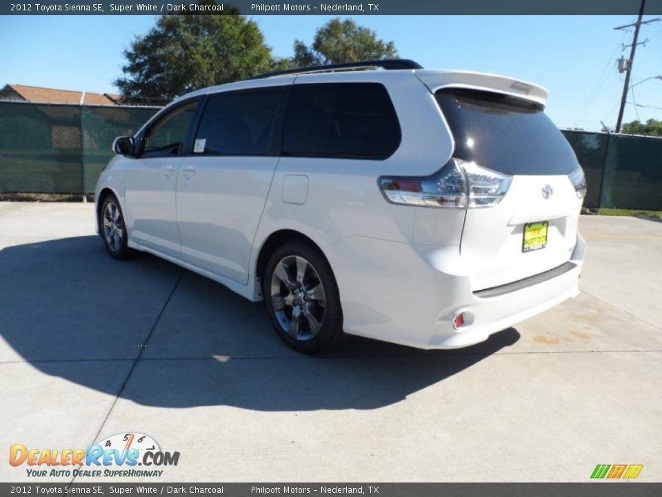 2012 Toyota Sienna SE Super White / Dark Charcoal Photo #5