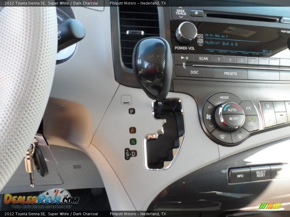 2012 Toyota Sienna SE Shifter Photo #33