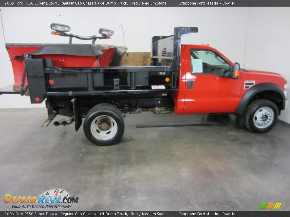 2009 Ford F550 Super Duty XL Regular Cab Chassis 4x4 Dump Truck Red / Medium Stone Photo #11