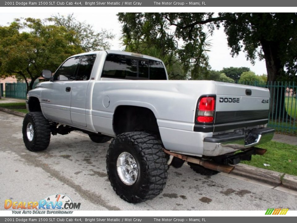 2001 Dodge Ram 1500 SLT Club Cab 4x4 Bright Silver Metallic / Mist Gray Photo #6