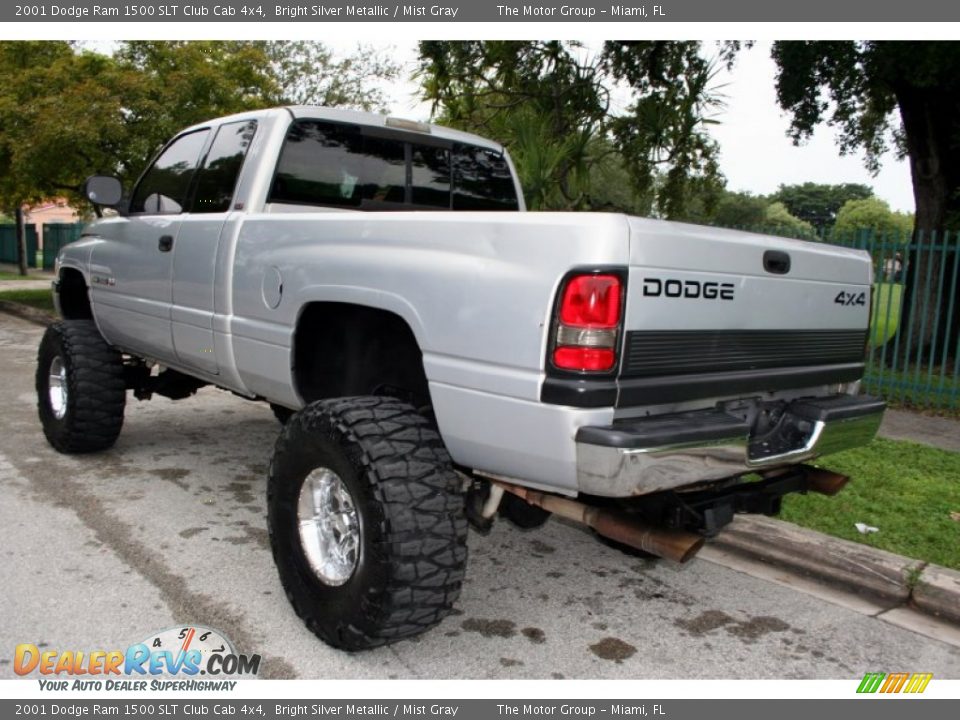 2001 Dodge Ram 1500 SLT Club Cab 4x4 Bright Silver Metallic / Mist Gray Photo #7