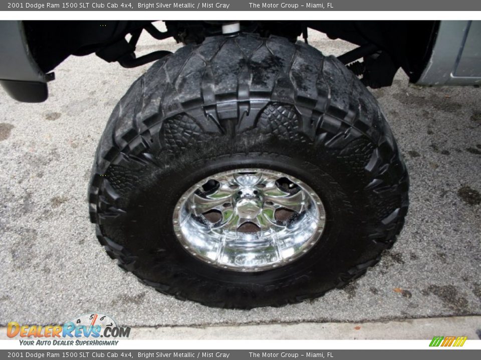 Custom Wheels of 2001 Dodge Ram 1500 SLT Club Cab 4x4 Photo #21