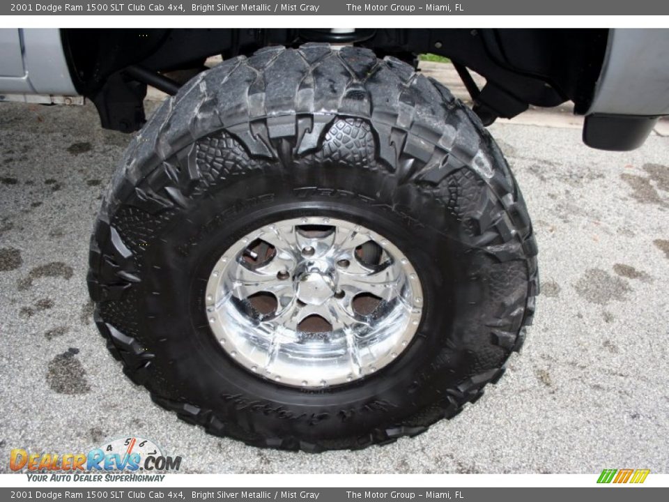 Custom Wheels of 2001 Dodge Ram 1500 SLT Club Cab 4x4 Photo #22