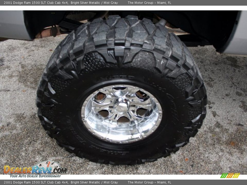 Custom Wheels of 2001 Dodge Ram 1500 SLT Club Cab 4x4 Photo #23