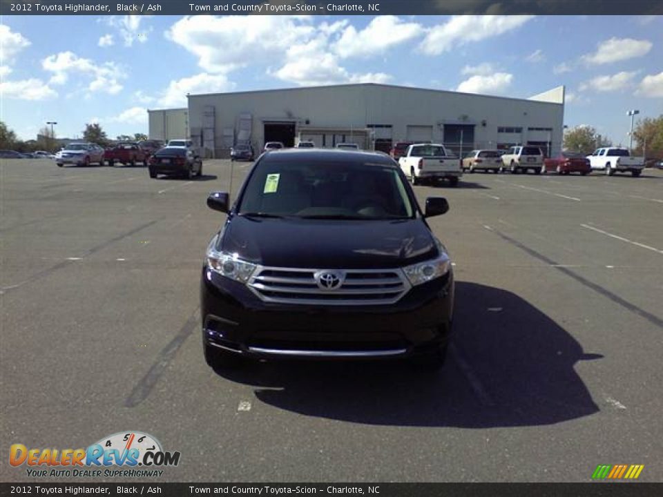 2012 Toyota Highlander Black / Ash Photo #2