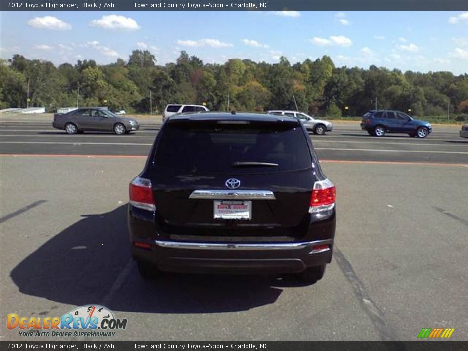2012 Toyota Highlander Black / Ash Photo #3
