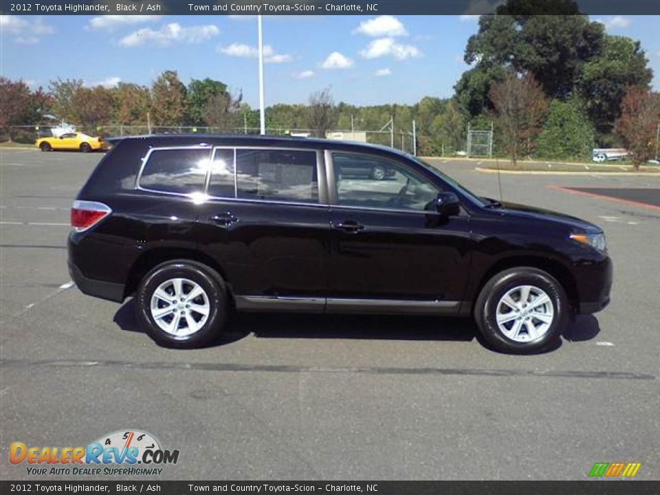 2012 Toyota Highlander Black / Ash Photo #4