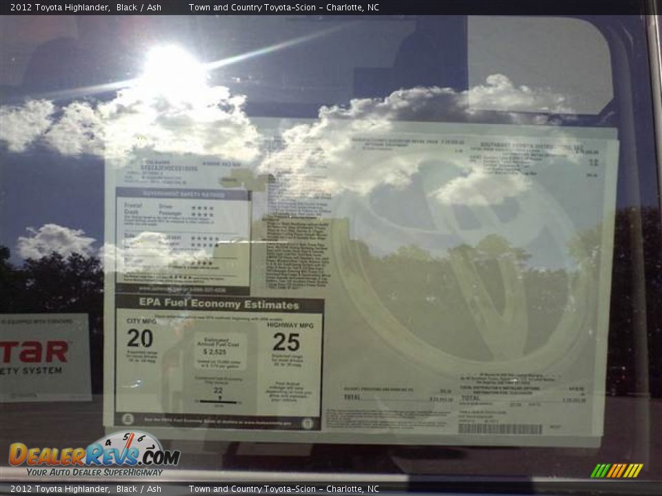 2012 Toyota Highlander Black / Ash Photo #6