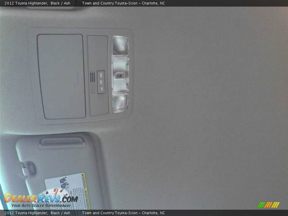 2012 Toyota Highlander Black / Ash Photo #10