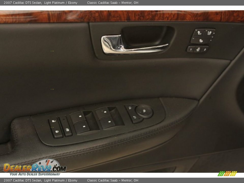 2007 Cadillac DTS Sedan Light Platinum / Ebony Photo #6