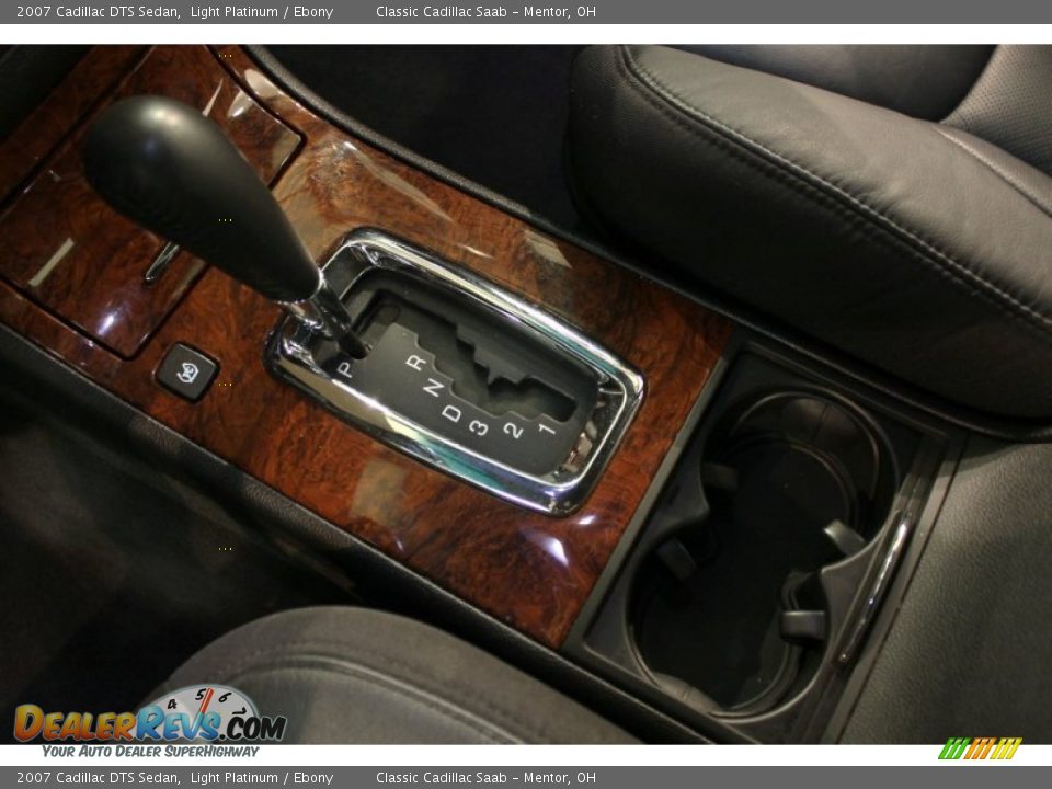 2007 Cadillac DTS Sedan Light Platinum / Ebony Photo #16