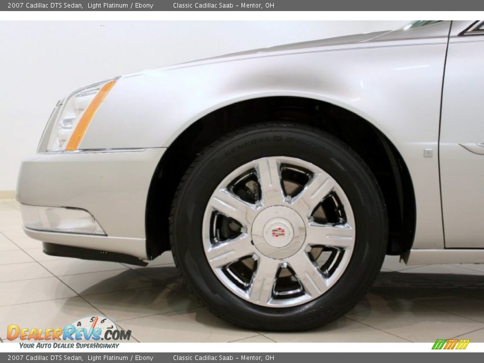 2007 Cadillac DTS Sedan Light Platinum / Ebony Photo #23